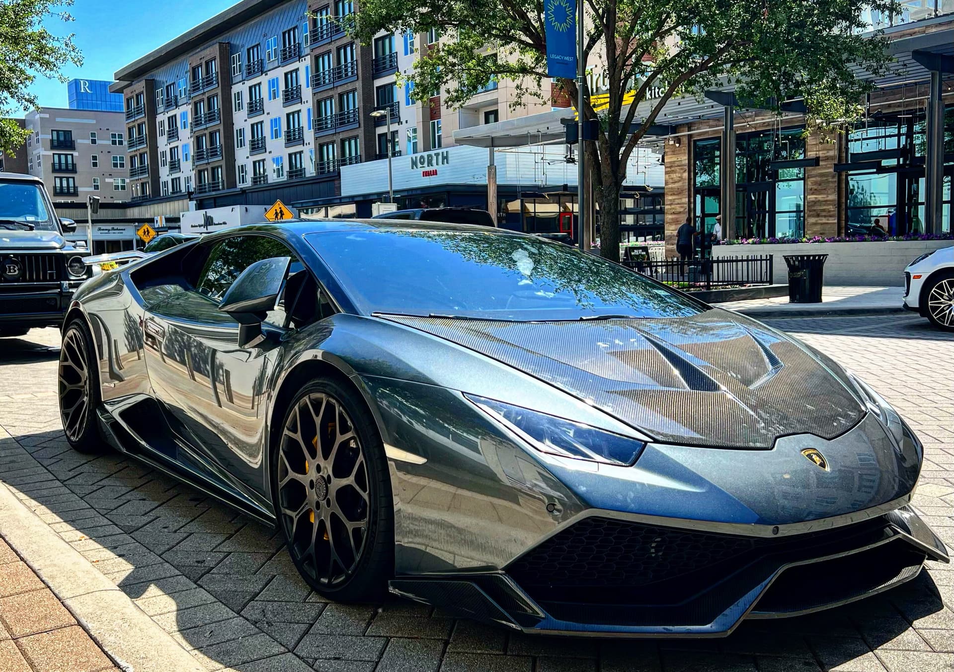 Lamborghini Huracan (Silver)